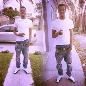 Meet your Posher, Ray